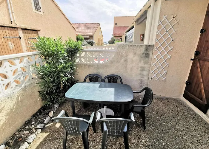 Grande Bleue - T1 Cab Mezz 6 Couchages Port Mae-1604 * לאוקאט